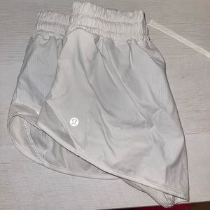 Lululemon Hotty Hot Shorts